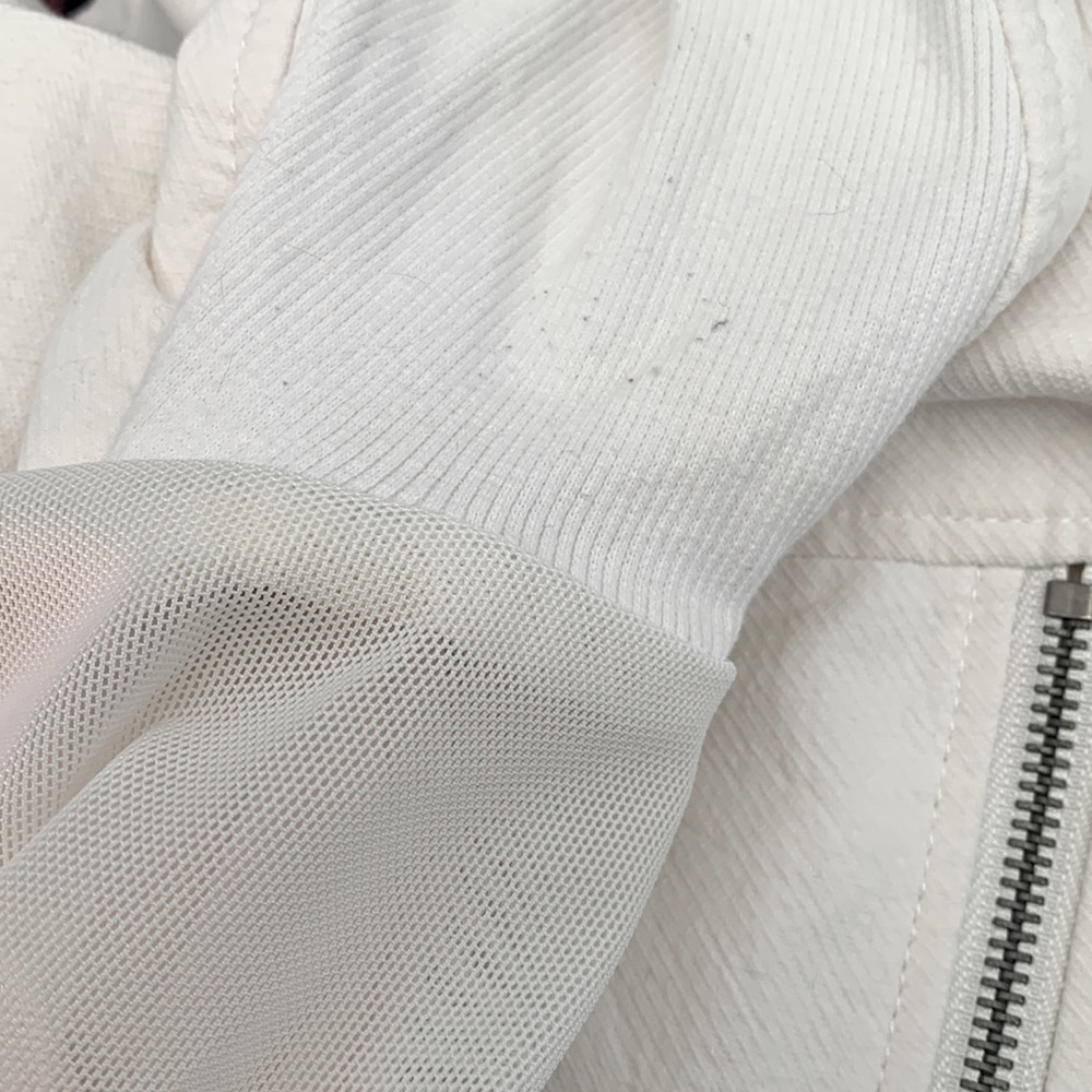 BLANKNYC White Moto Jacket with mesh details size small - Picture 11 of 11